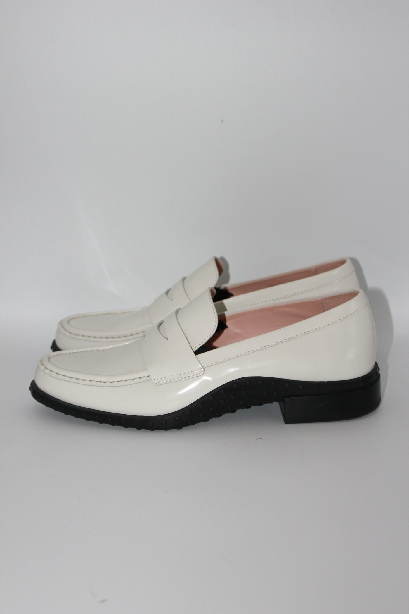 TOD'S white leather loafers size 38