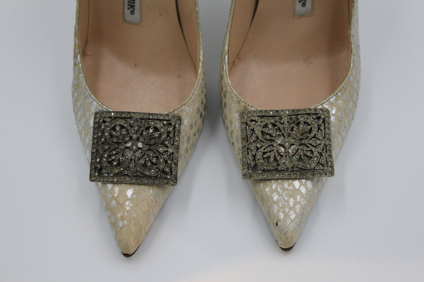 MANOLO BLAHNIK mettalic snakeskin heels size 39