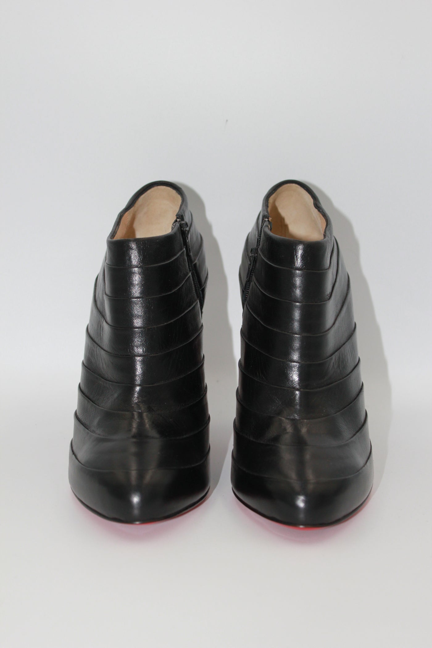 Christian LOUBOUTIN black boots size 39 never worn