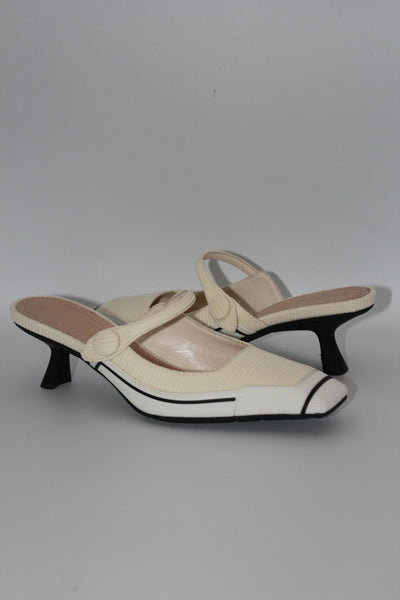 Christian DIOR cream rubber kitten heels