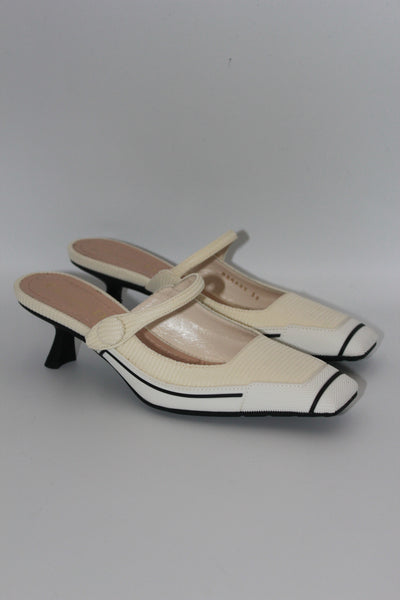 Christian DIOR cream rubber kitten heels