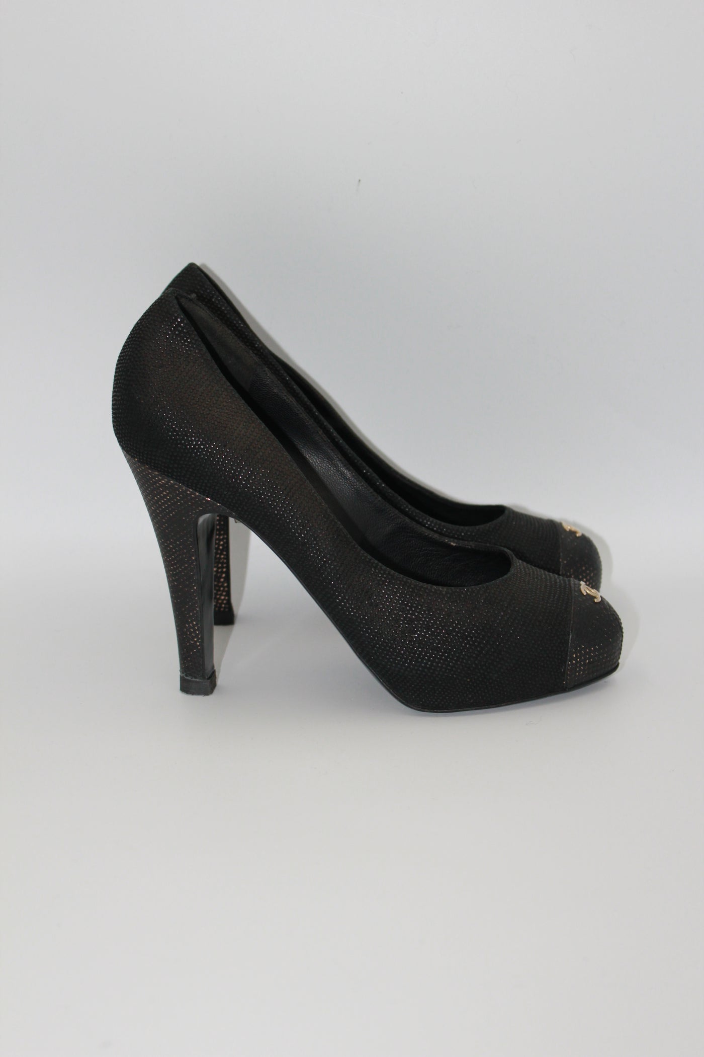 CHANEL black shimmering heels size 37.5