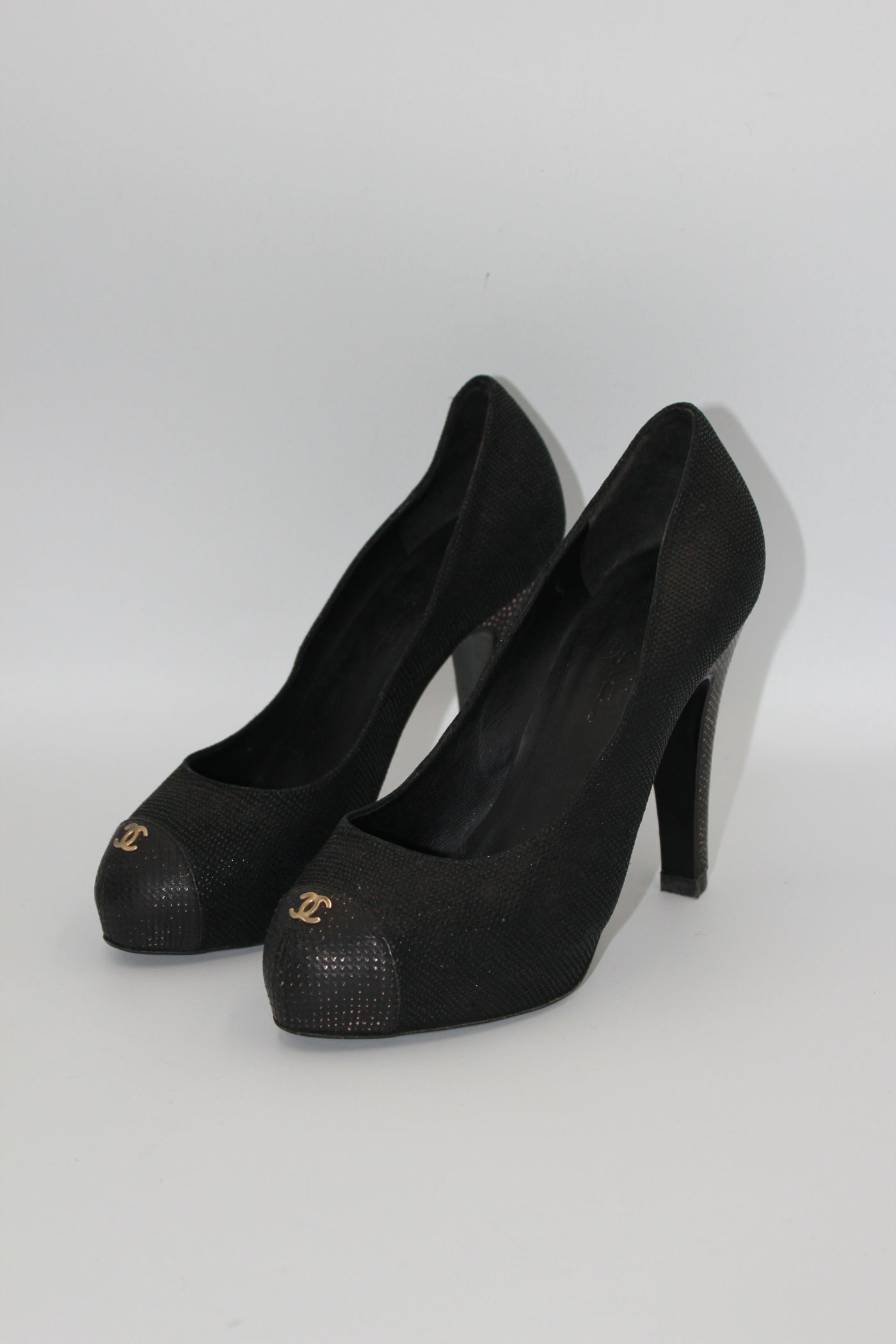 CHANEL black shimmering heels size 37.5