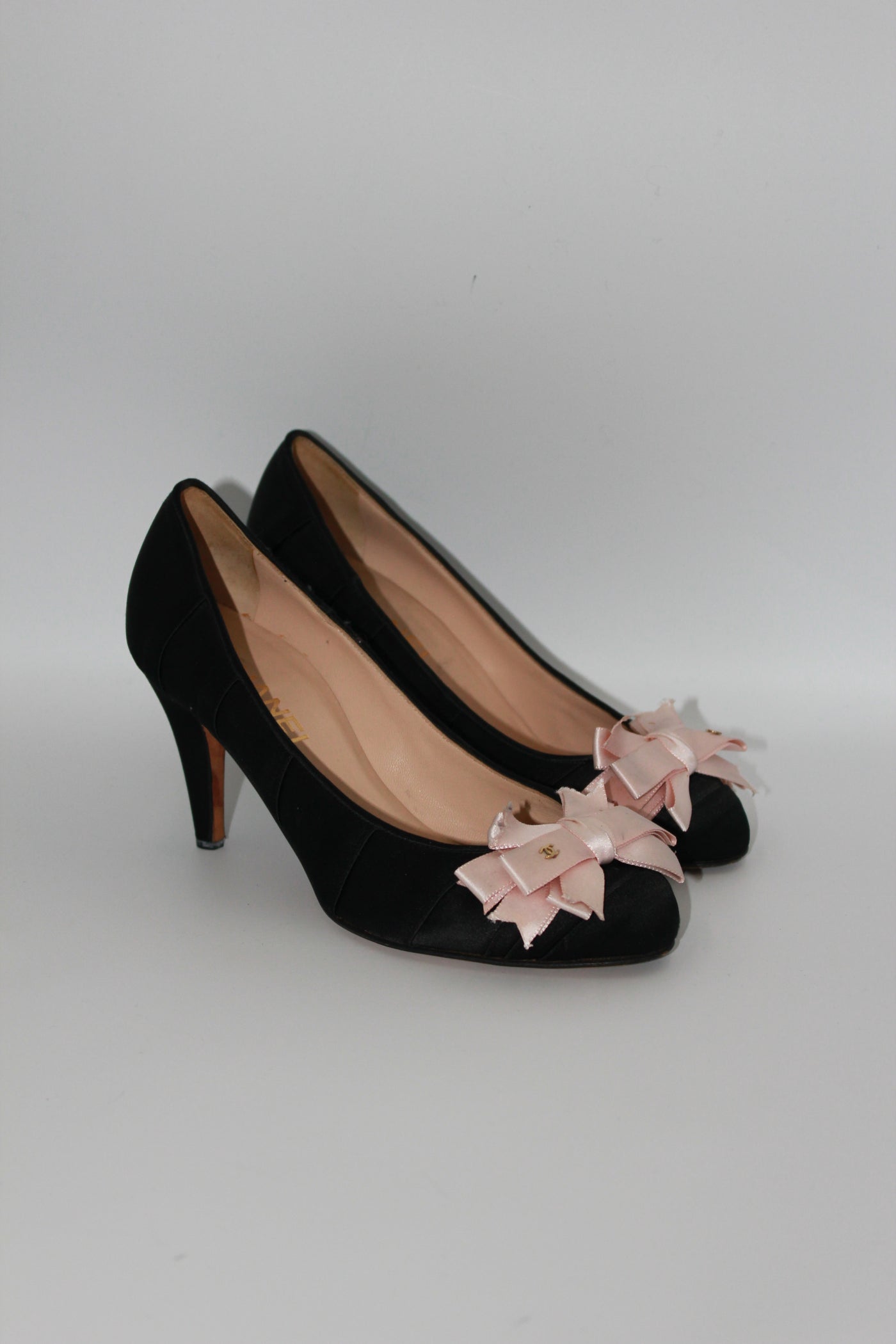 CHANEL black satin with pink bow heels size 38