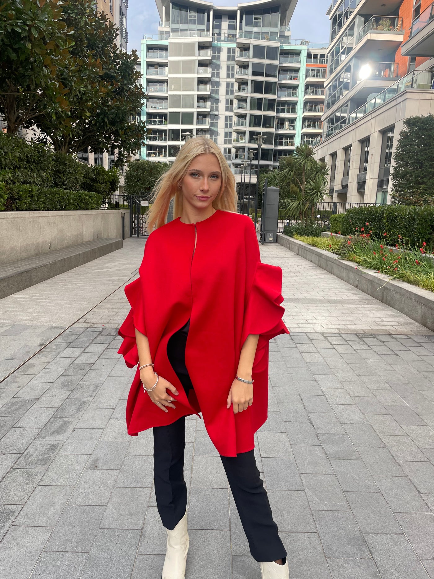 VALENTINO Red Wool ruffles Cape Size 38 RRP: £2300