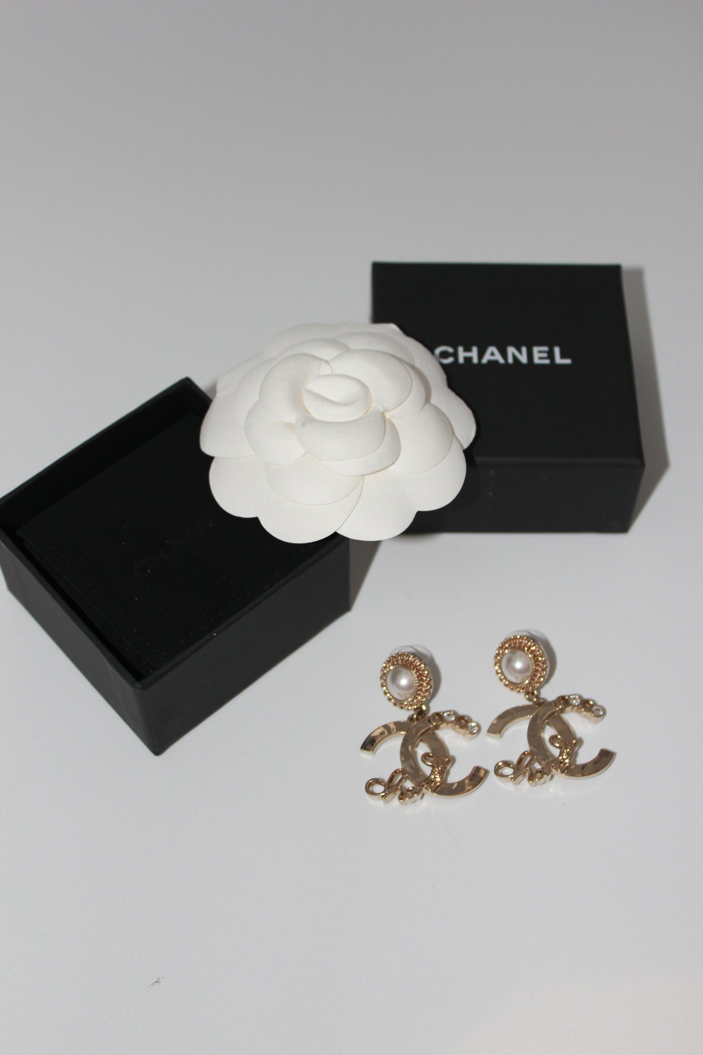 CHANEL "Coco Chanel" CC drop earrings full set 2022