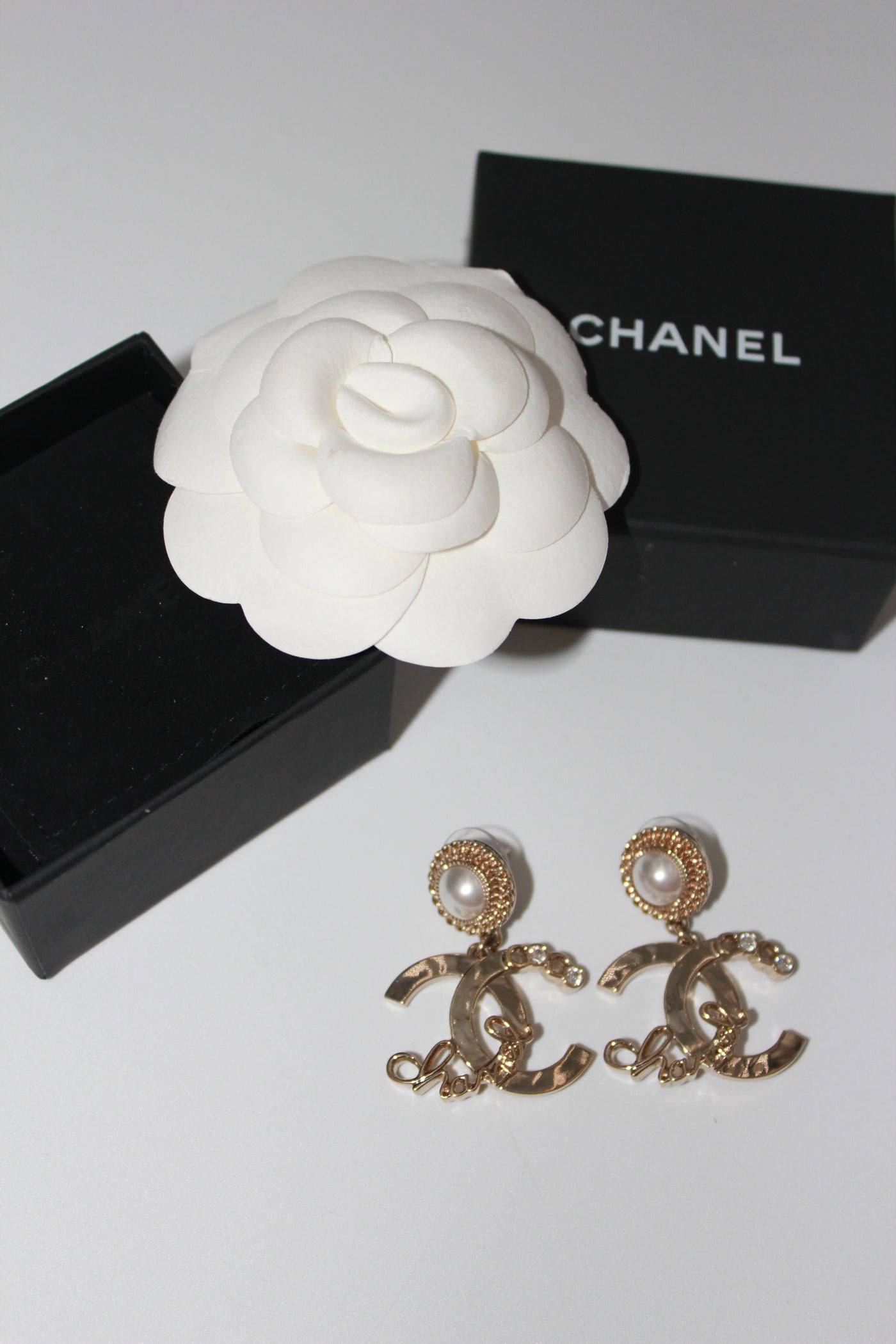 CHANEL "Coco Chanel" CC drop earrings full set 2022