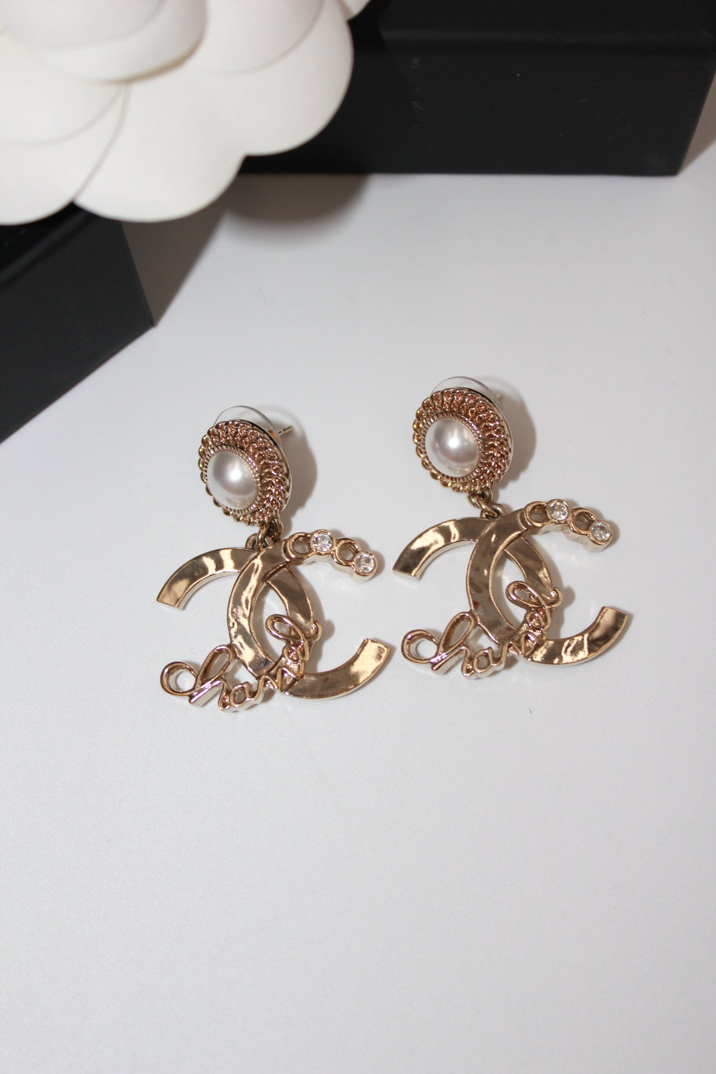 CHANEL "Coco Chanel" CC drop earrings full set 2022