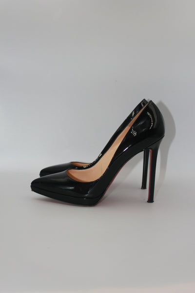 CHRISTIAN LOUBOUTIN patent heels size 39