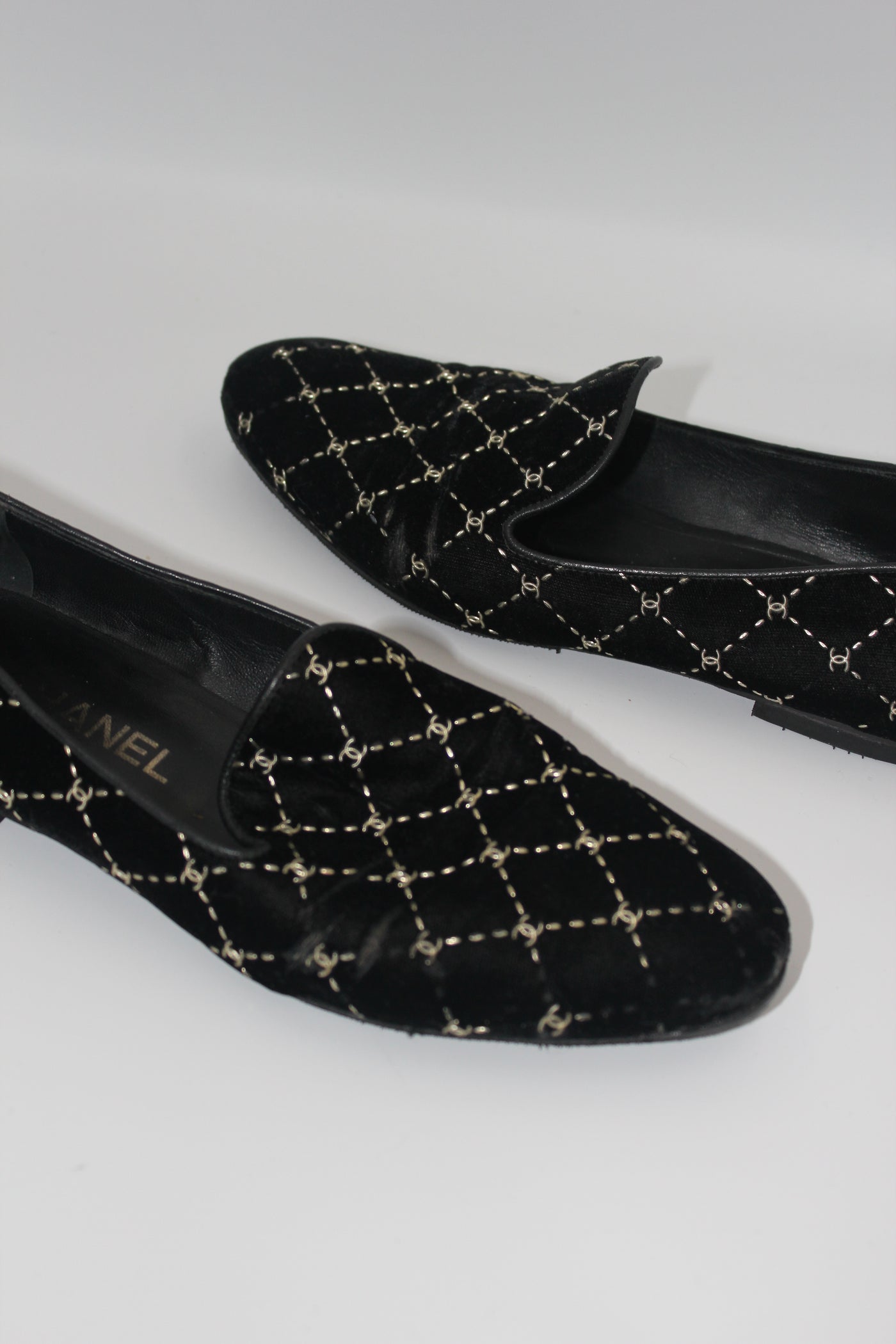 CHANEL velvet black and gold cc loafers size 39