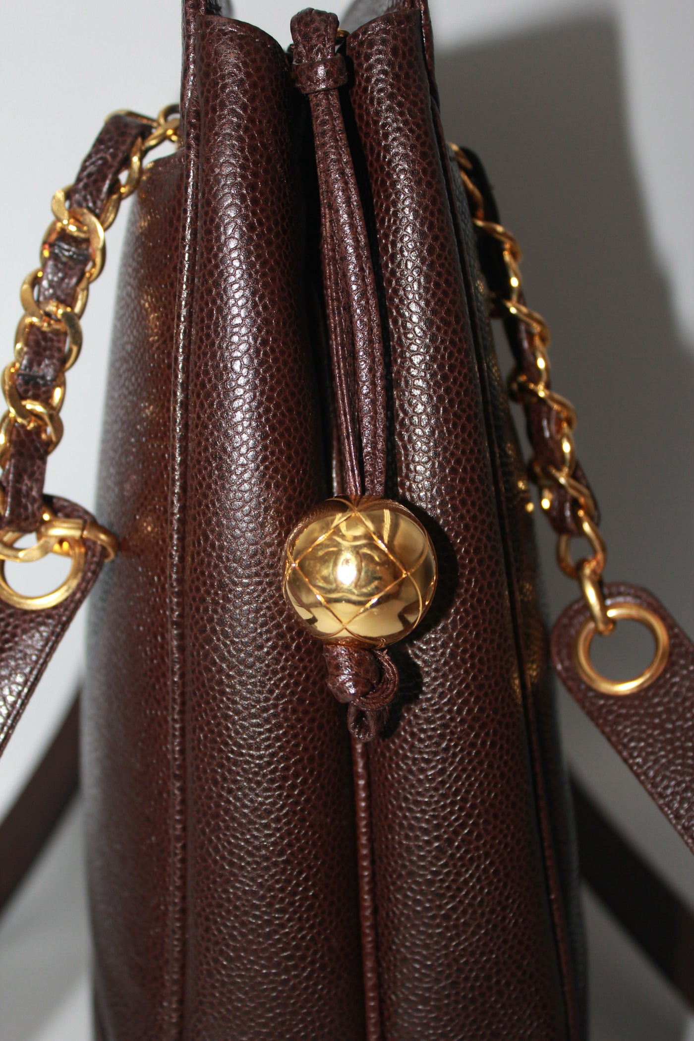 CHANEL brown caviar tote bag with 24 carats gold plated CC vintage