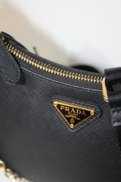 PRADA Re-edition 2005 saffiano leather handbag pristine full set no receipt