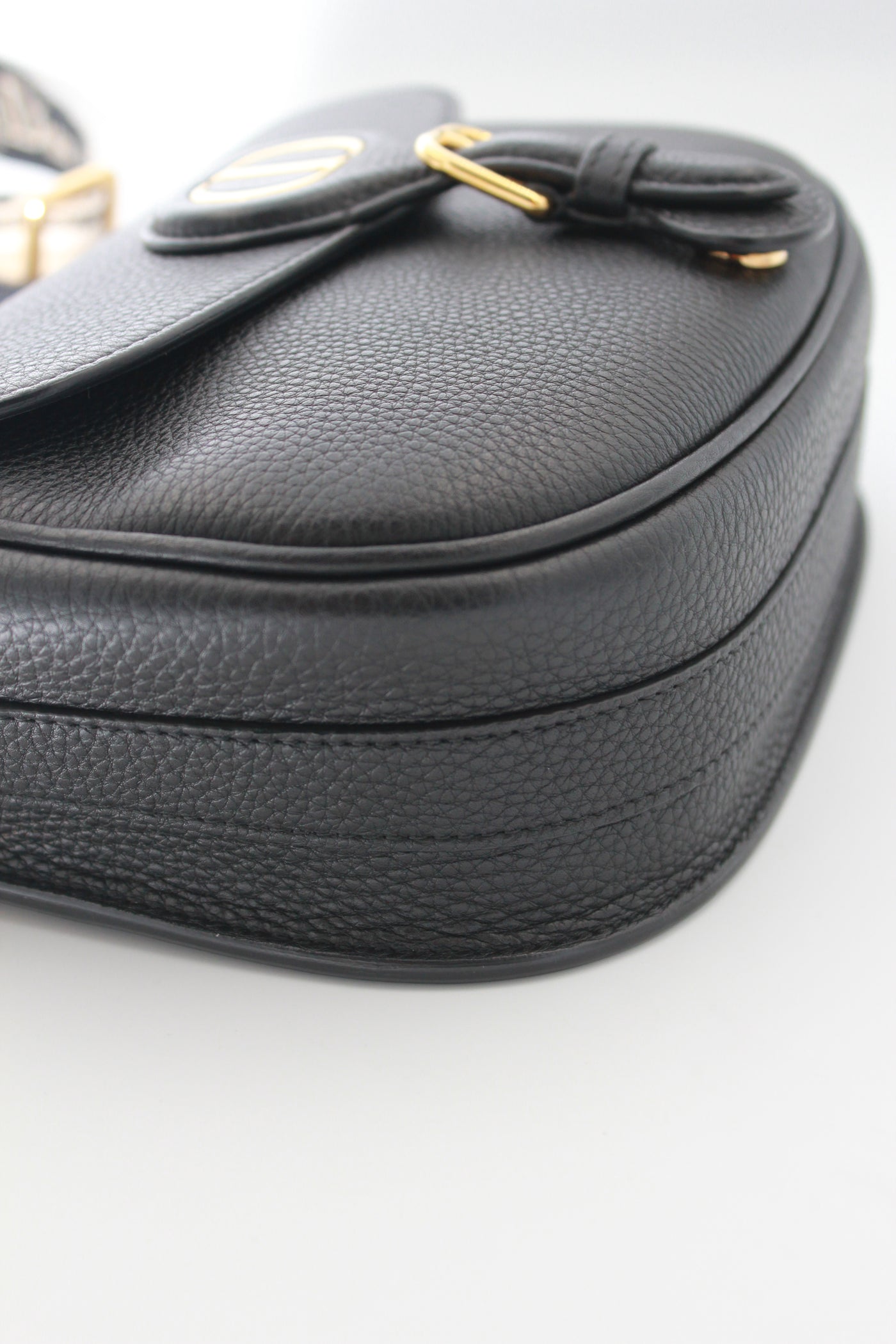 CHRISTIAN DIOR Medium Bobby Leather Handbag with Canvas Strap