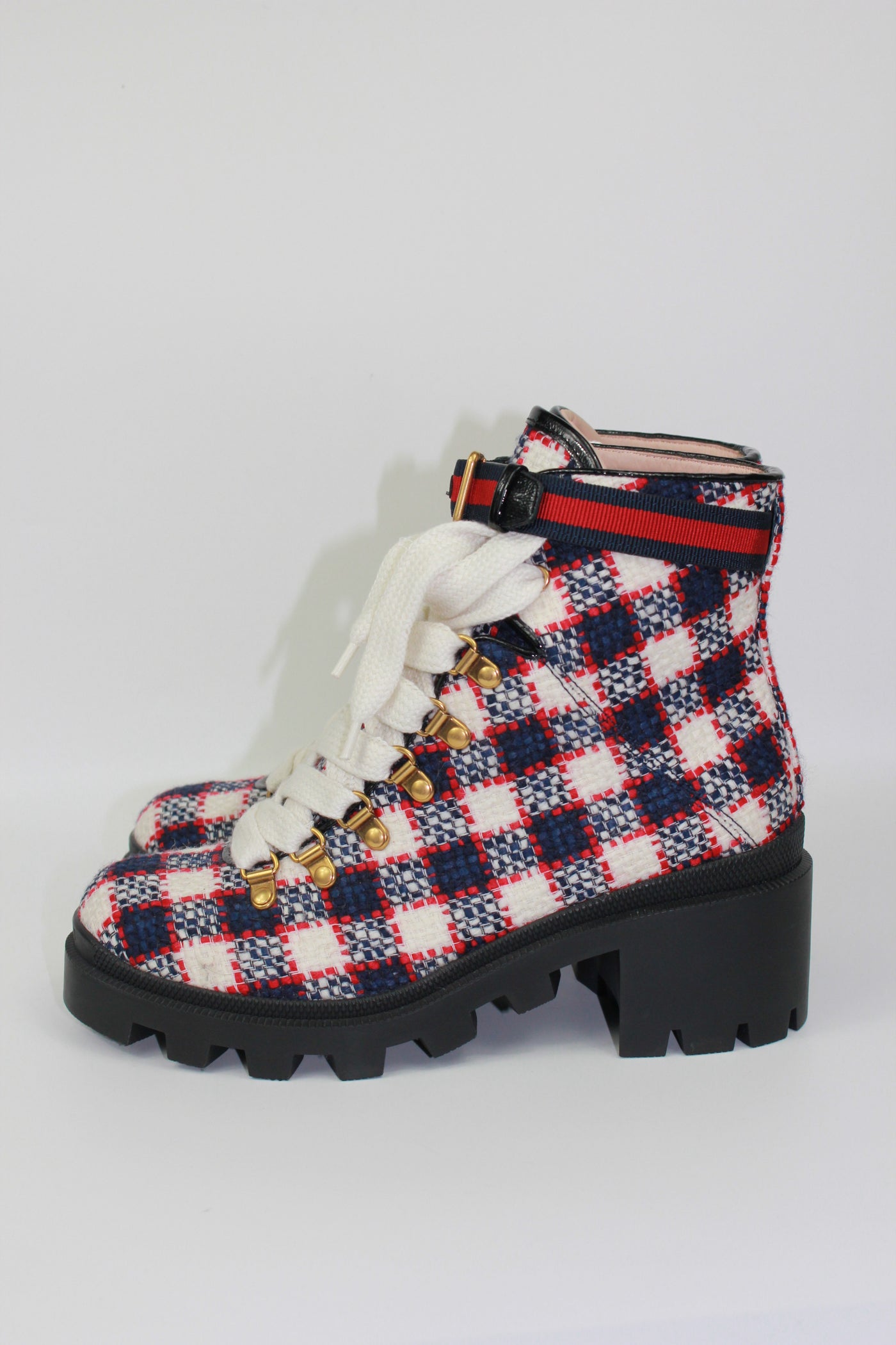 GUCCI tweed ankle boots size 38.5 never worn