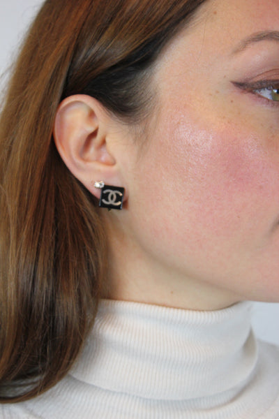 CHANEL 00's Vintage Small CC Square Clip On Earrings