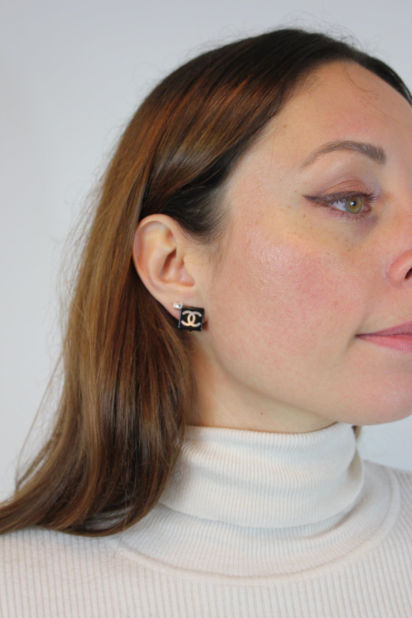 CHANEL 00's Vintage Small CC Square Clip On Earrings