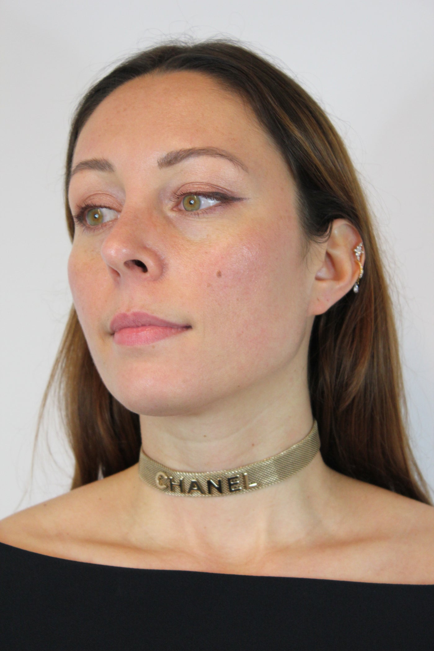 CHANEL Metiers d'Art 2017 Paris-Ritz gold metal chocker