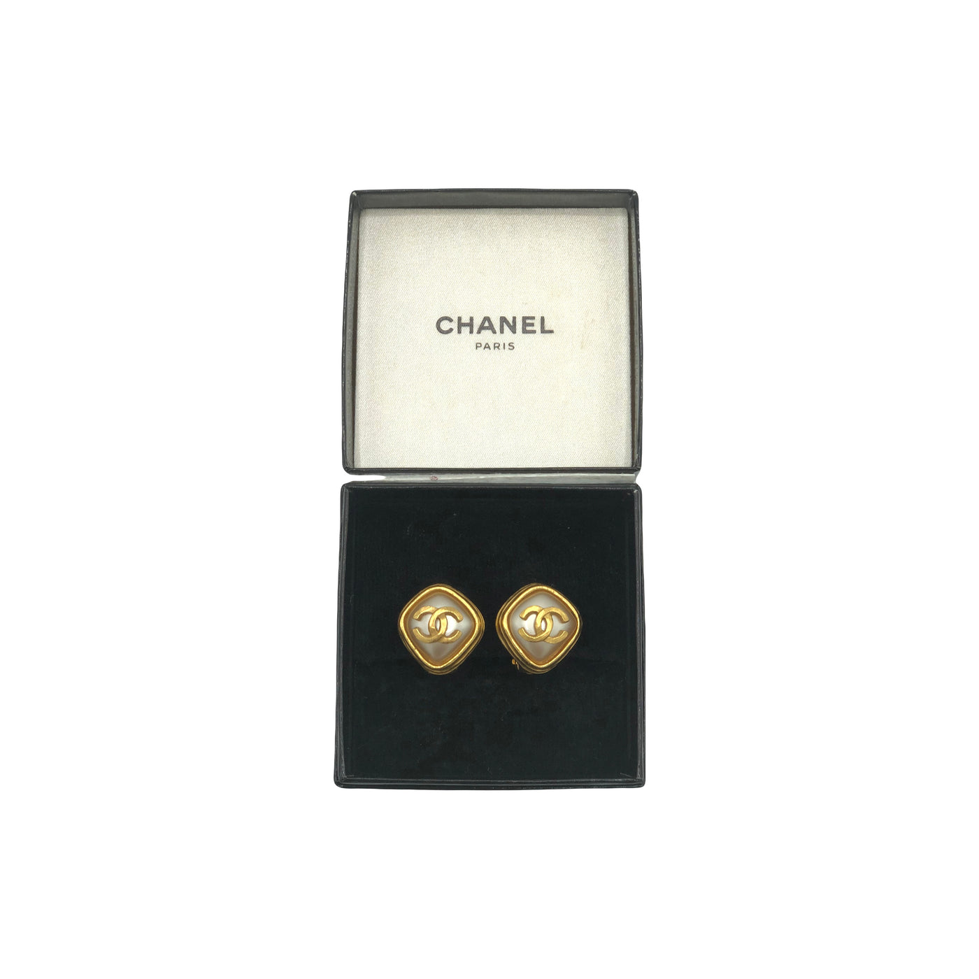 CHANEL Vintage 1997 gold and mother of pearls clip on earrings with box