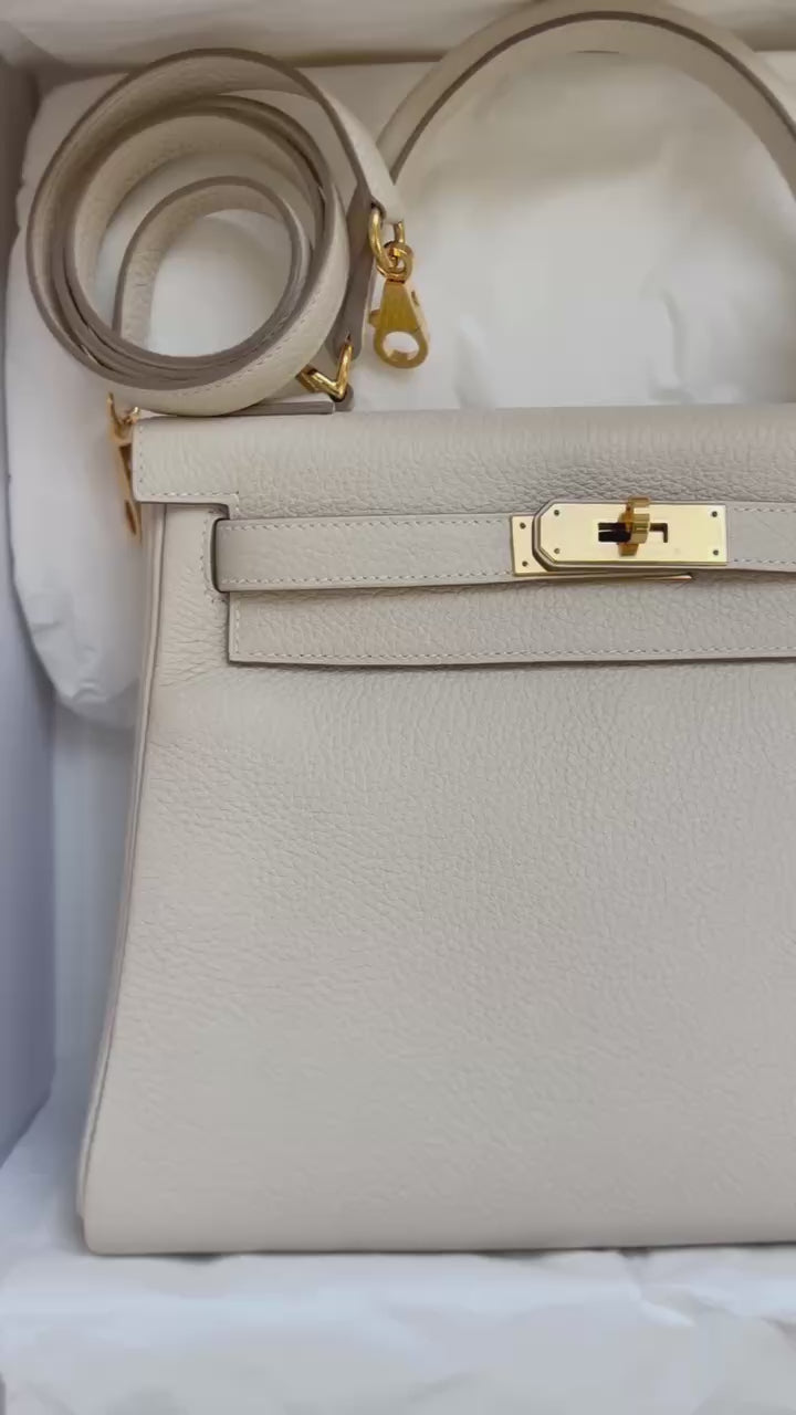 HERMES Kelly 28 Retourne Craie Clemence Leather Gold Hardware Never Worn - FULL SET