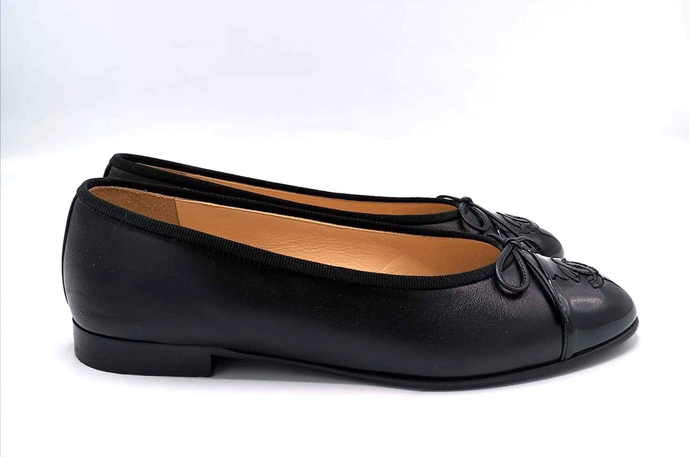 CHANEL black ballet flats size 37 with orignal box and dust bags RRP £610