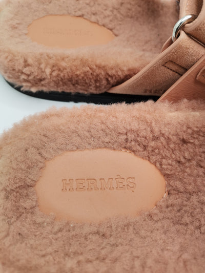 HERMES Chypre Rose Aube shearling size 36 RRP £550