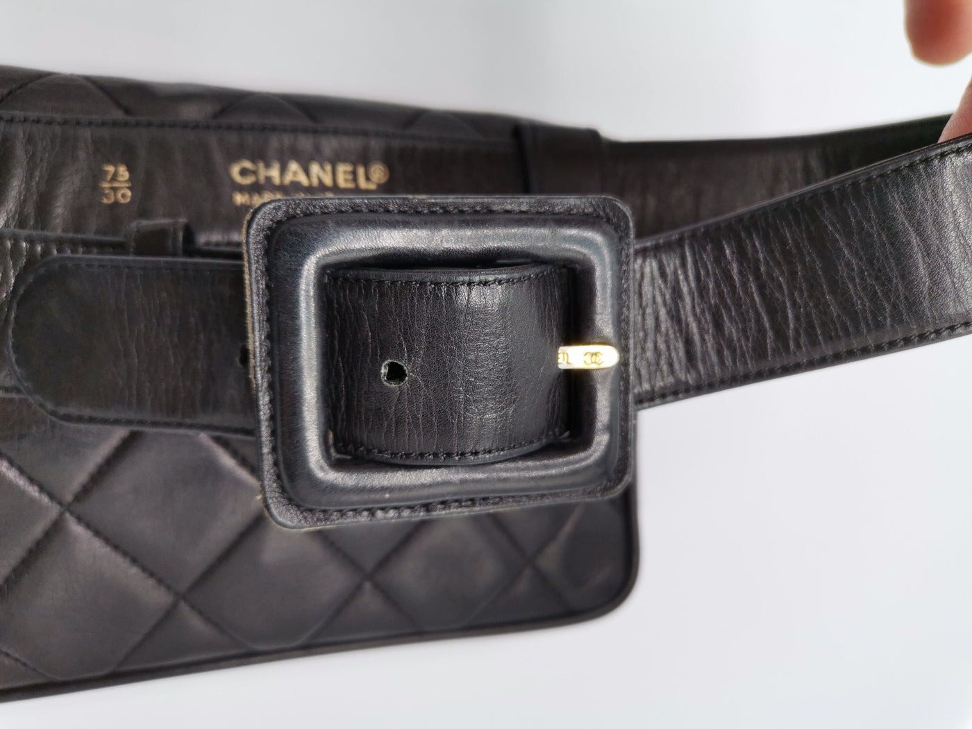 CHANEL 1990's rare vintage diamond quilted belt bag