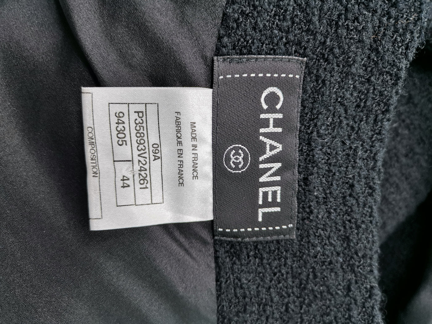 CHANEL Paris-Moscow A09 black wool jacket and skirt size 44