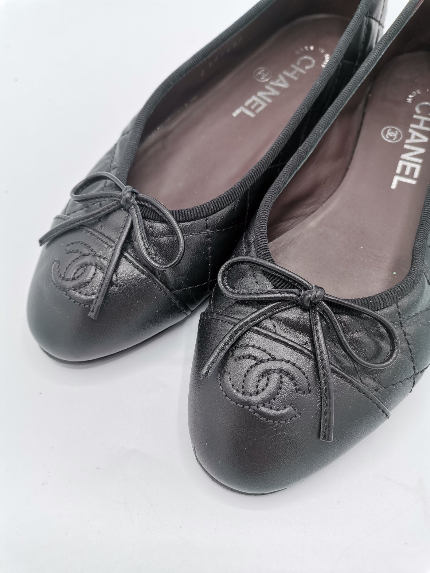 CHANEL quilted black ballet flats size 36 RRP: £680