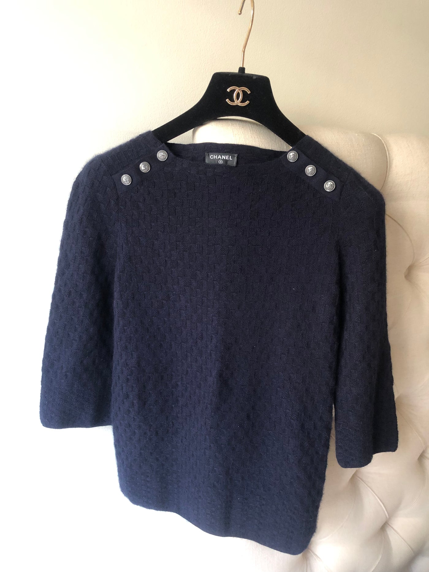 CHANEL cashmere knit top size 34 navy blue