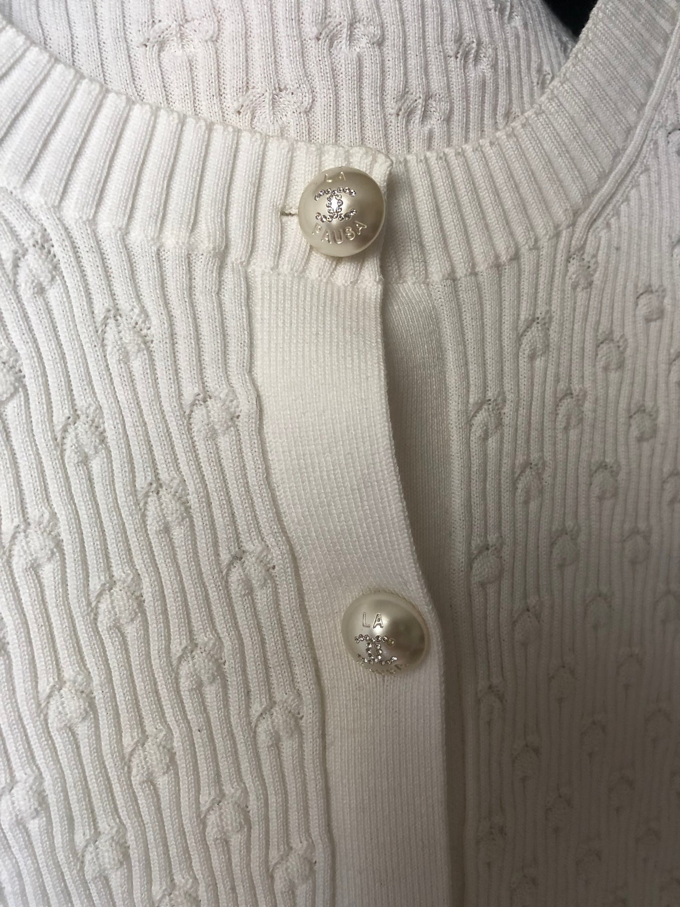 CHANEL La Pausa 2019 collection white cardigan size 34