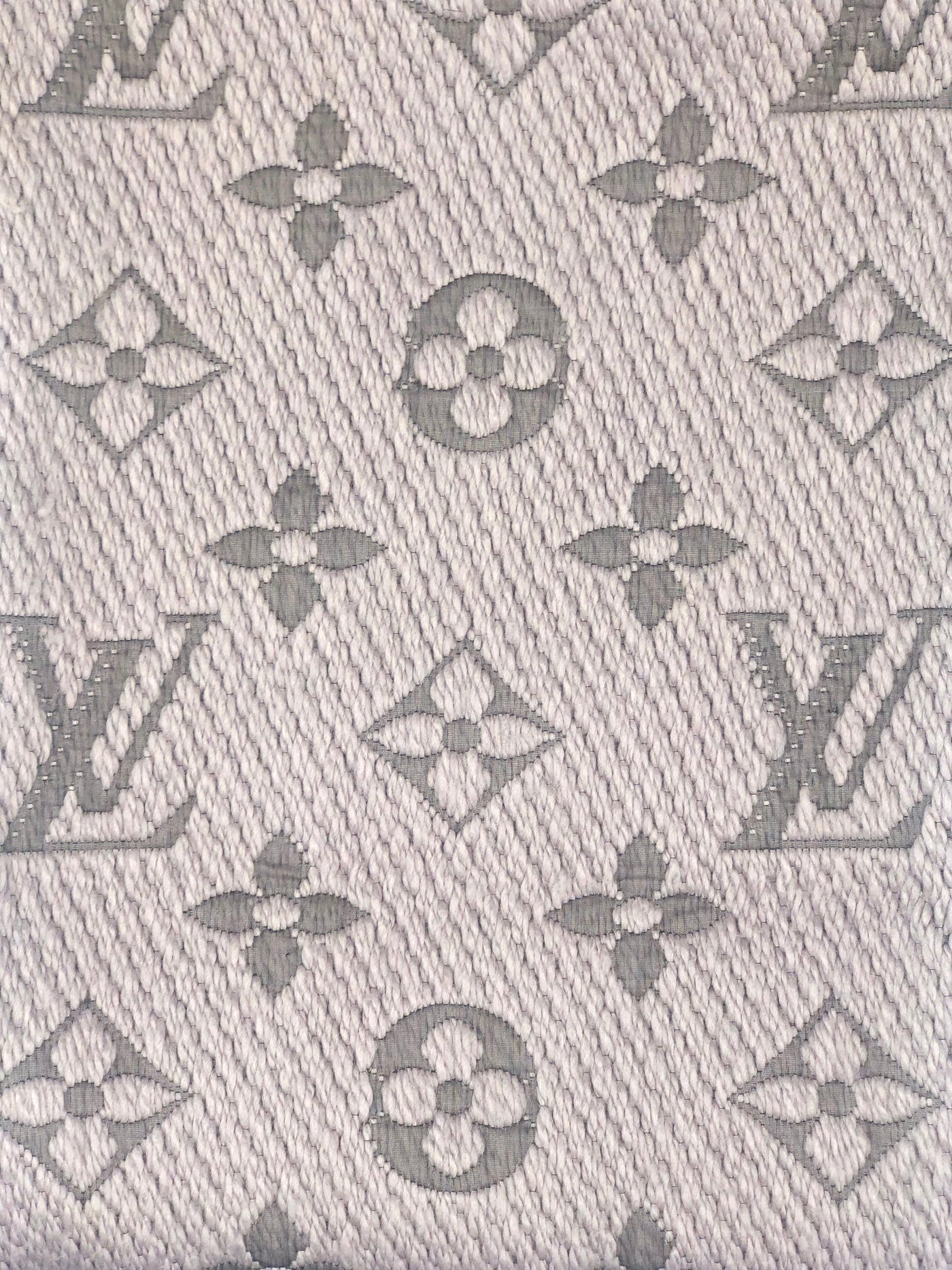 LOUIS VUITTON pearl grey logomania XL logo grey scarf