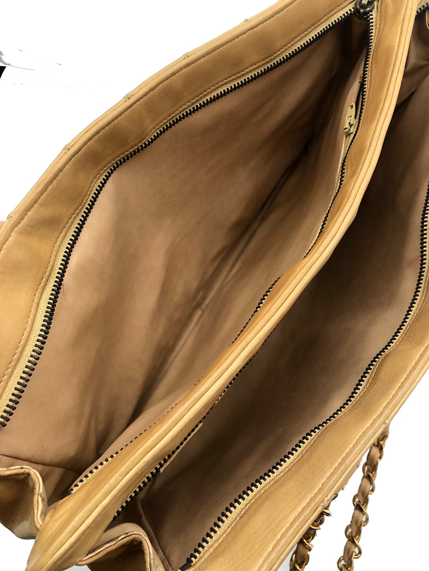 CHANEL vintage 1980’s beige shopper bag with gold hardware